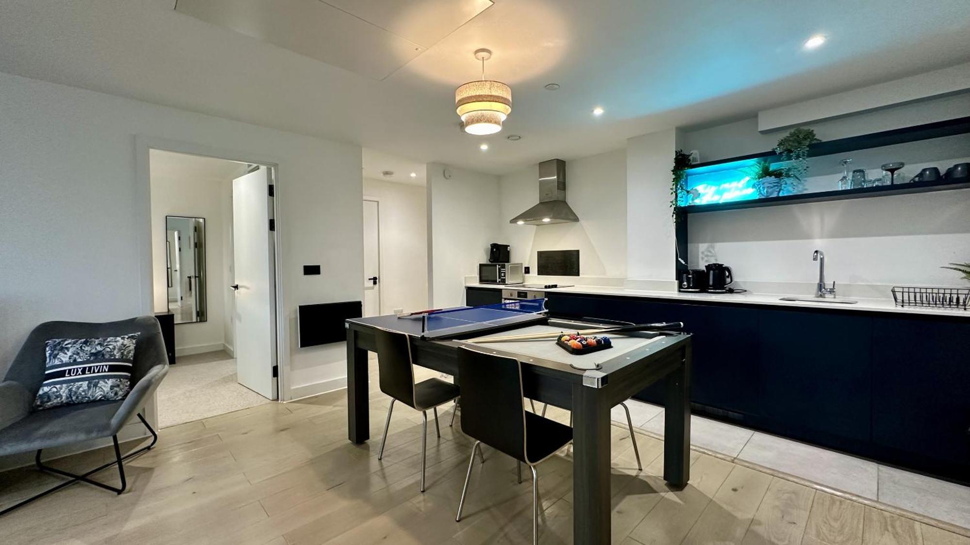 Lux Livin' Apartments - Luxury 2 Bed Apartment With Sky Garden Μάντσεστερ Εξωτερικό φωτογραφία