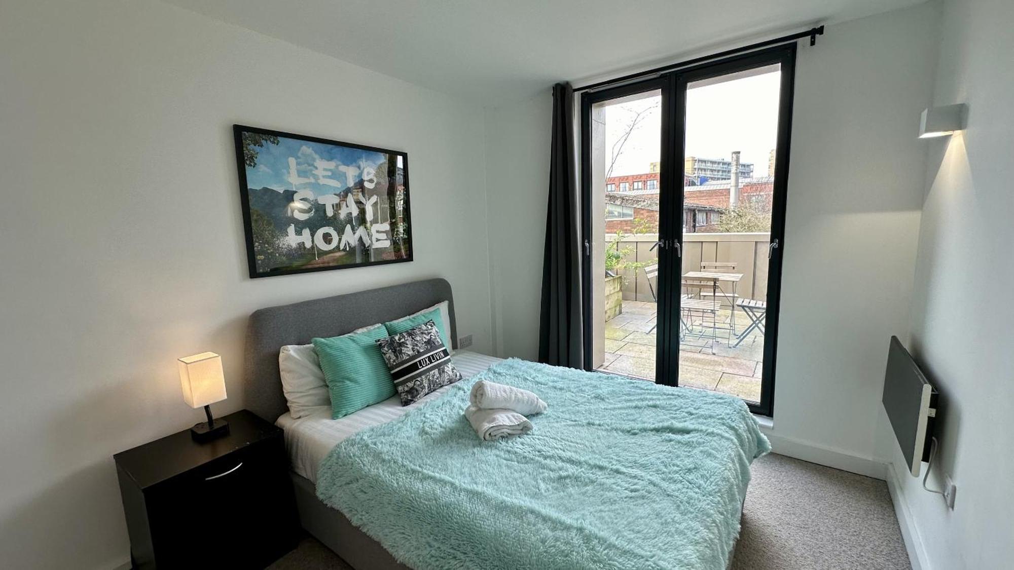 Lux Livin' Apartments - Luxury 2 Bed Apartment With Sky Garden Μάντσεστερ Εξωτερικό φωτογραφία