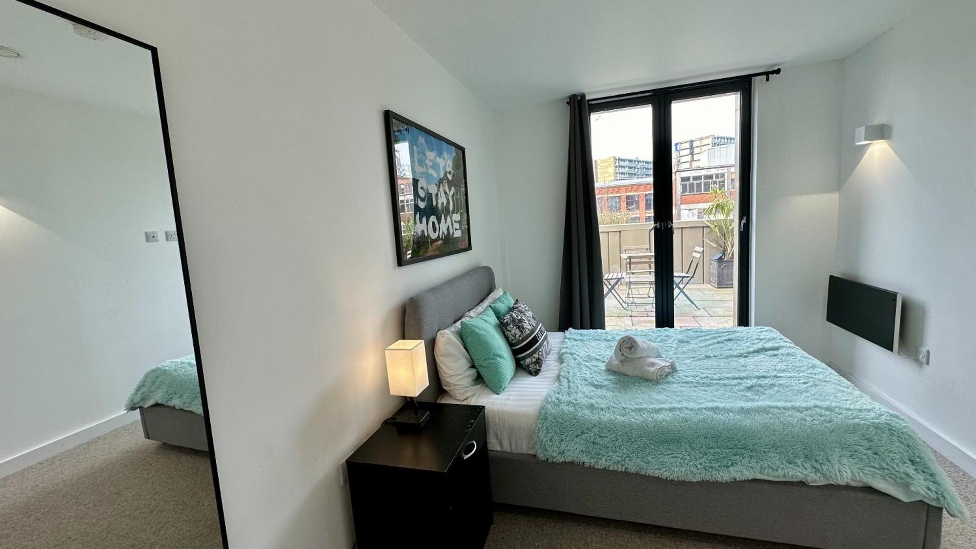 Lux Livin' Apartments - Luxury 2 Bed Apartment With Sky Garden Μάντσεστερ Εξωτερικό φωτογραφία