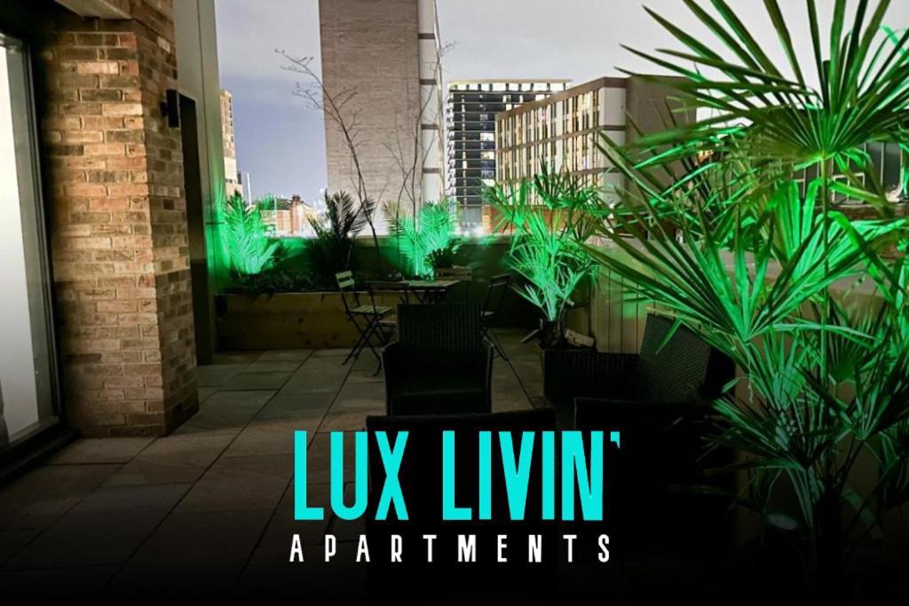 Lux Livin' Apartments - Luxury 2 Bed Apartment With Sky Garden Μάντσεστερ Εξωτερικό φωτογραφία